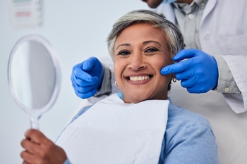 implant dentist for seniors brisbane
